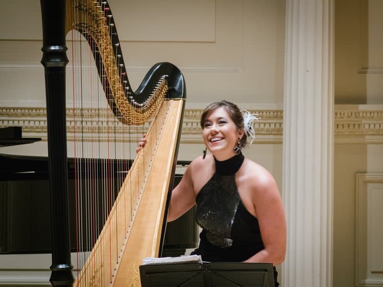 Grace Cloutier harpist portrait